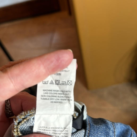 J. Crew Vintage Crop Jeans in Rhodes Medium Wash Frayed Distressed Size 31 - Picture 11 of 11